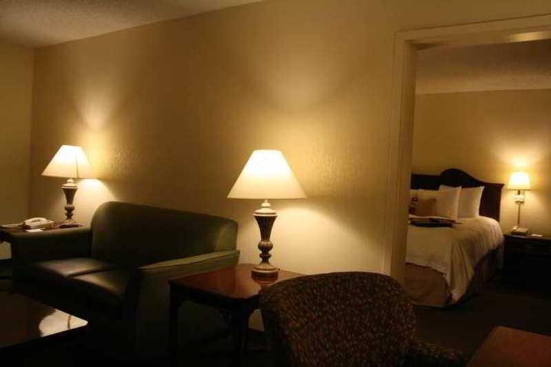 Hampton Inn Anderson Bagian luar foto